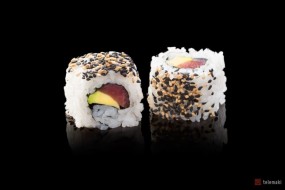 Roll de Atún y Aguacate Roll de Atún y Aguacate