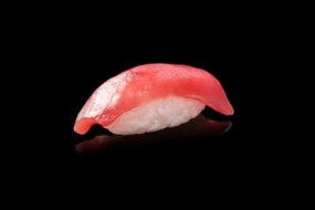 Nigiri de atún Nigiri de atún