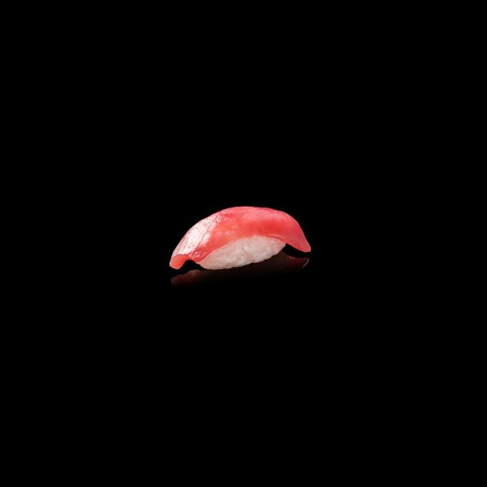 Nigiri de atún Nigiri de atún